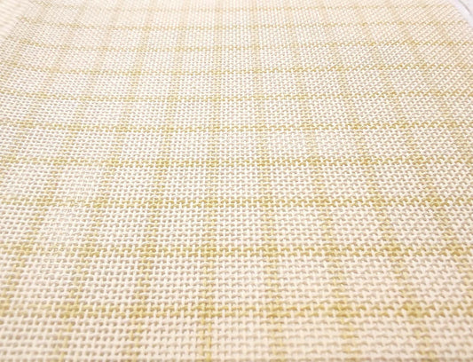 Bézs színű rácsozott hímzővászon 10öltés/cm 25 count 35x50cm