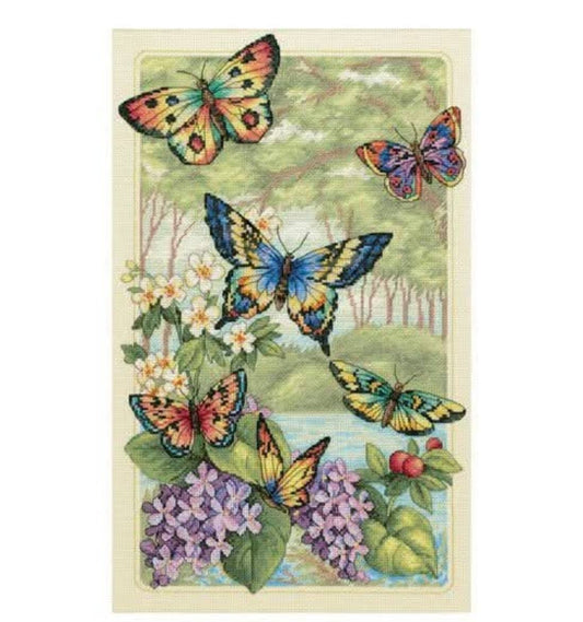 előnyomott keresztszemes 